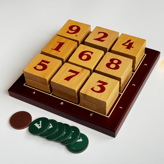 Novem – Taktikk, logikk og psykologi i et enkelt spillformat!