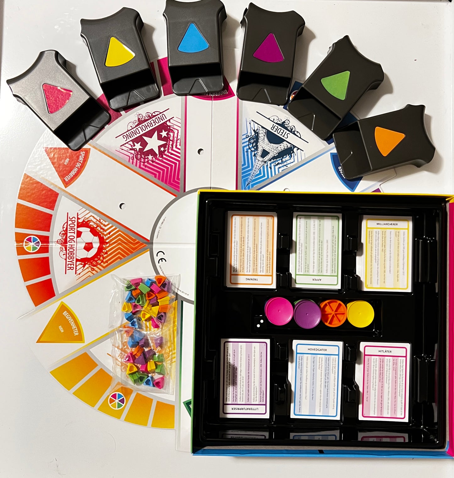 Trivial Pursuit 2000