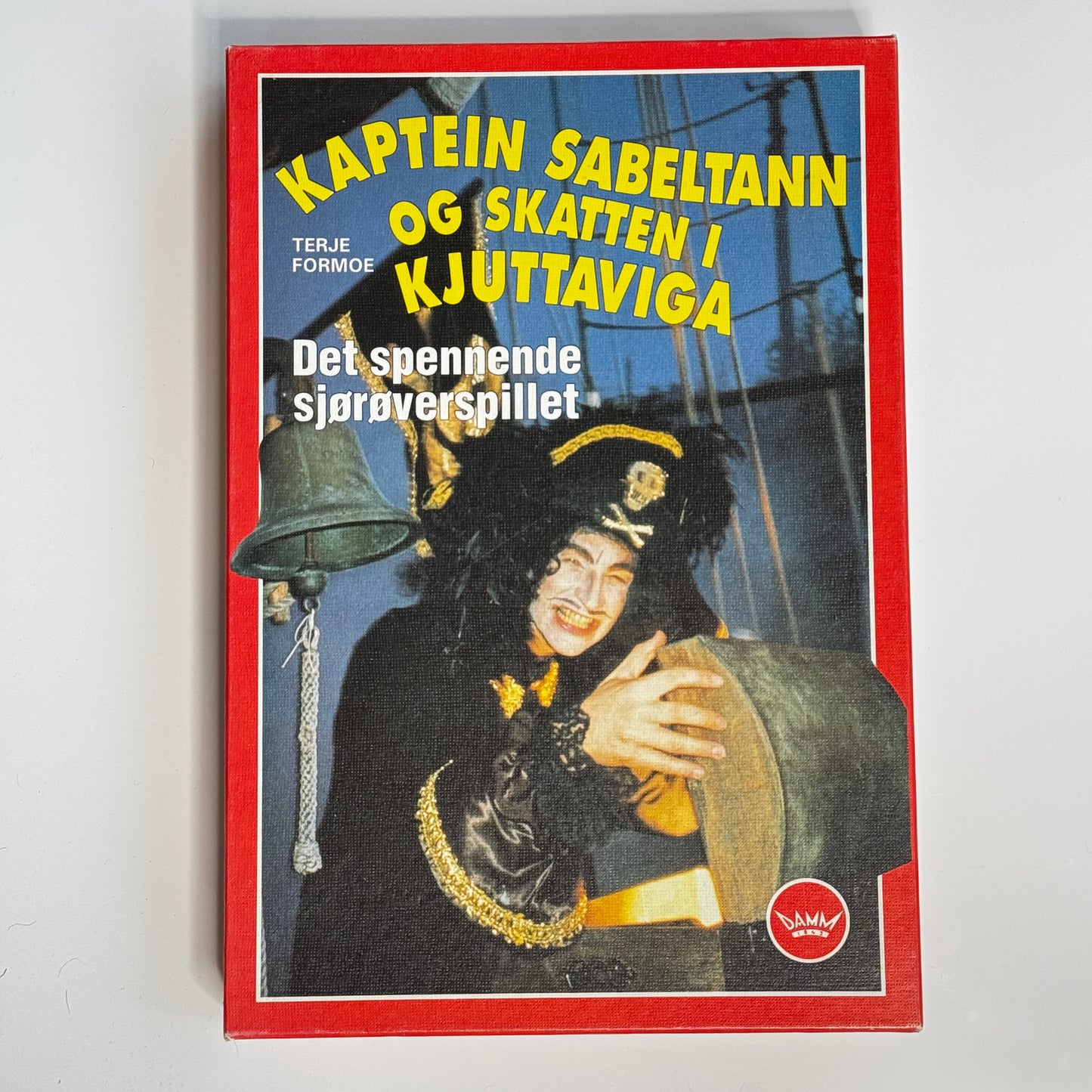Kaptein Sabeltann og Skatten i Kjuttaviga