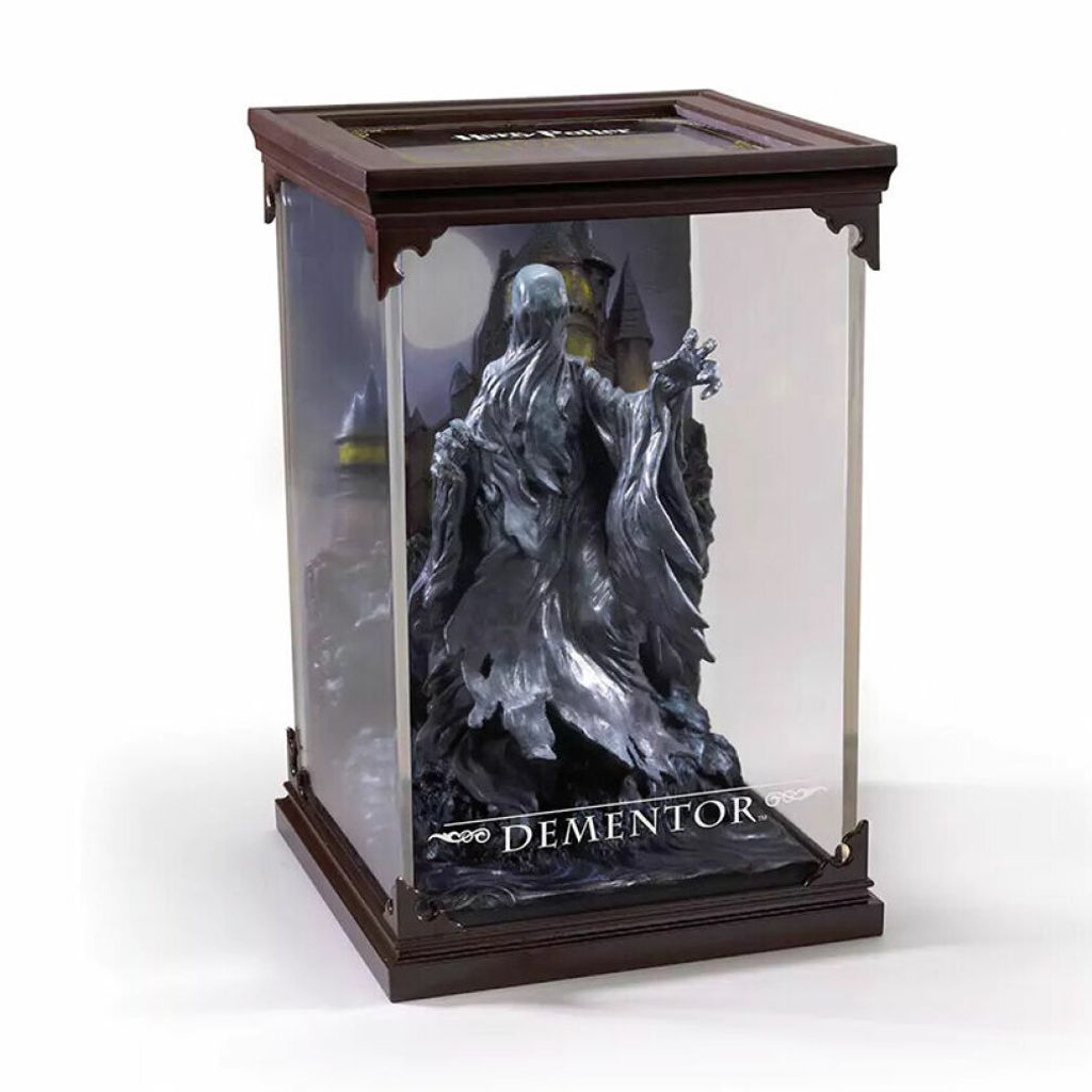 Harry Potter Magical Creatures Diorama Dementor 19 cm